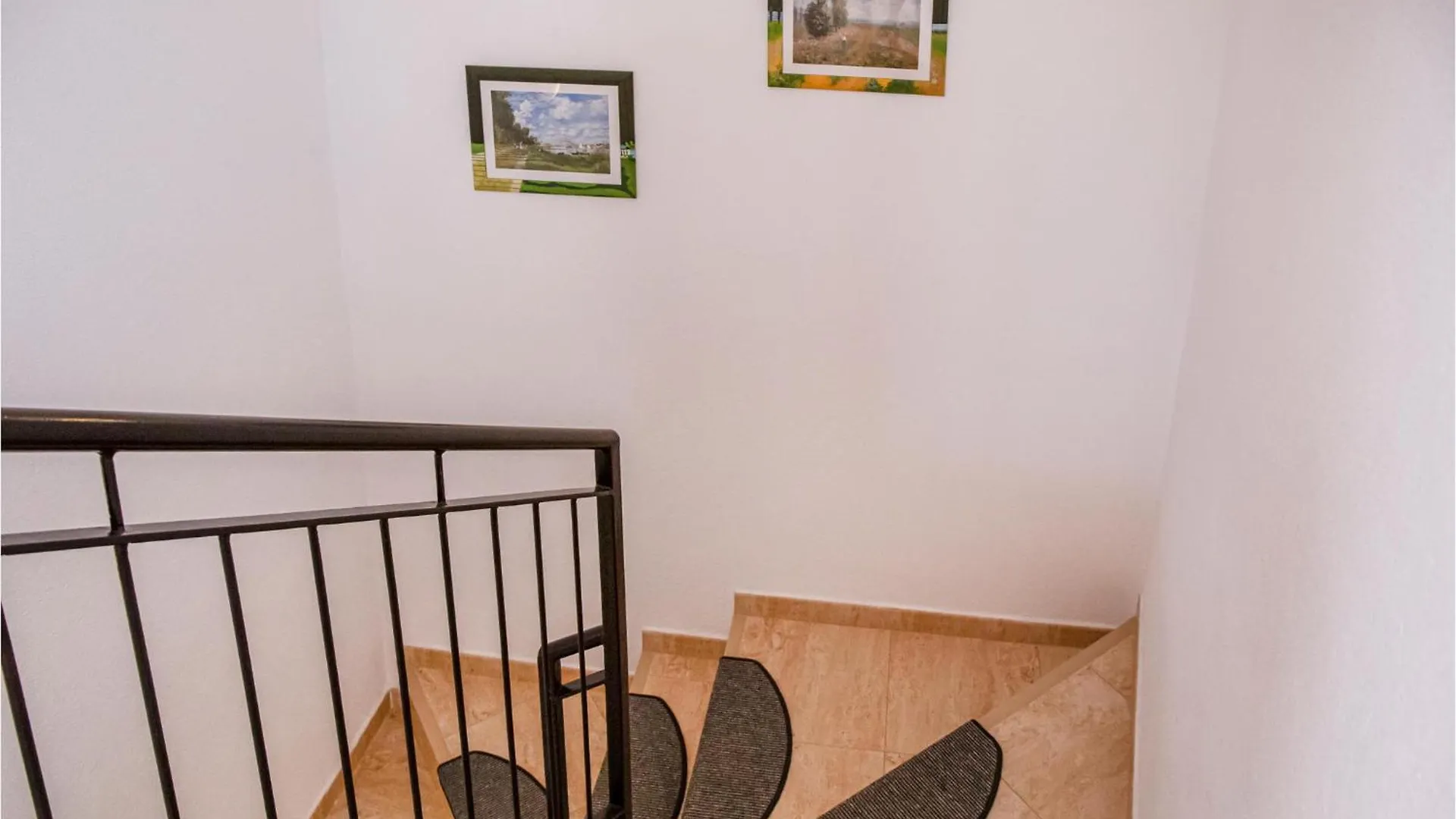 Nice Apartment In Tossa De Mar, Girona With Wifi