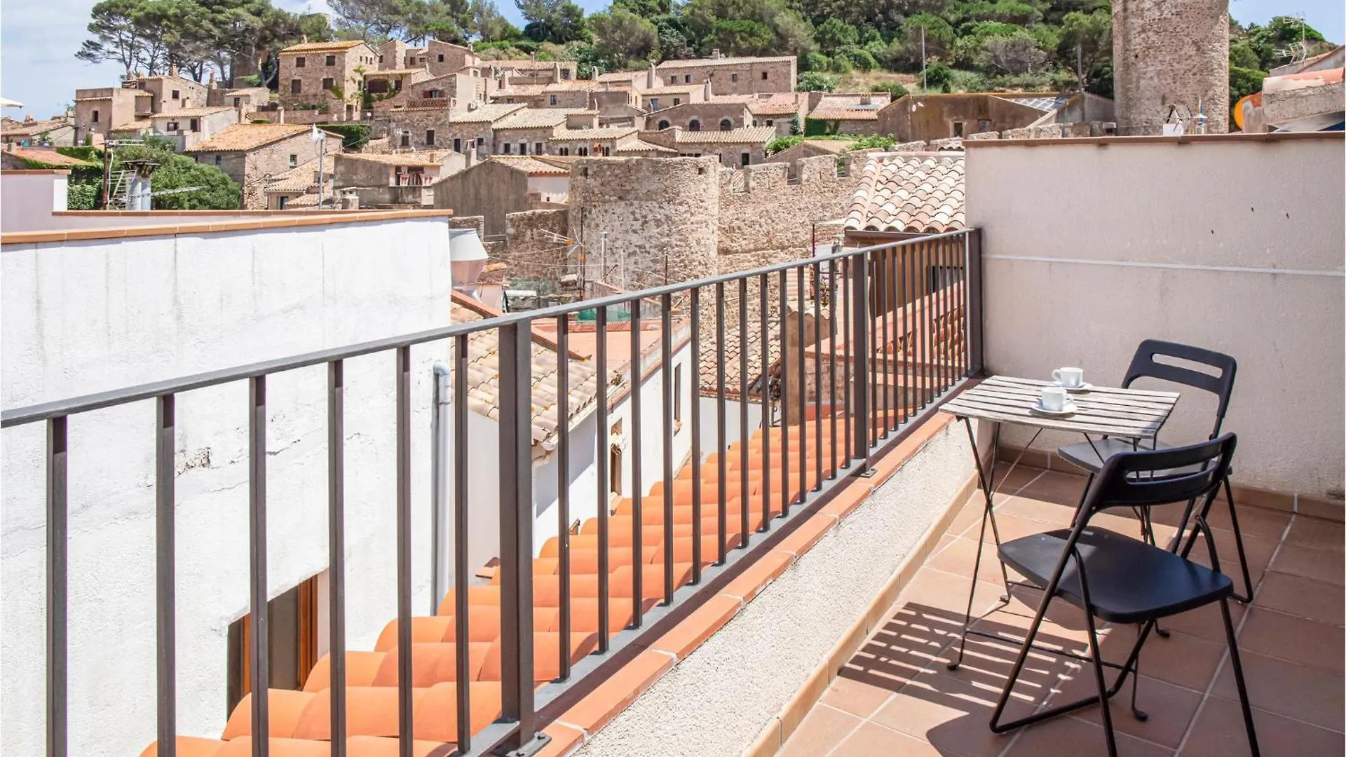 Nice Apartment In Tossa De Mar, Girona With Wifi